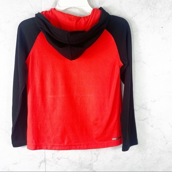 [Hurley] - Picture 2 of 2